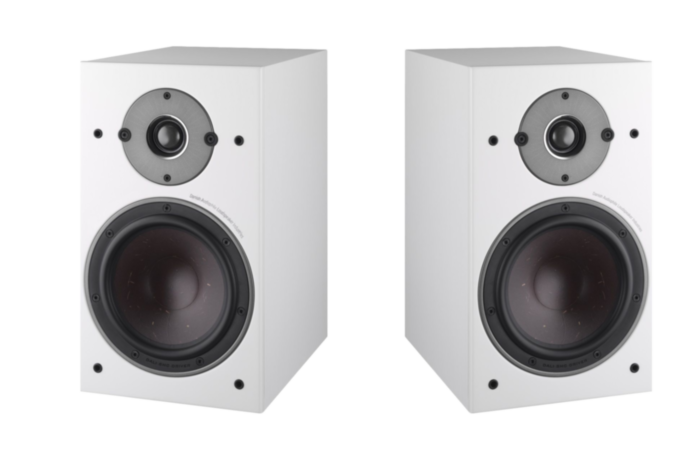 Dali Oberon 3 Bookshelf Speakers - White